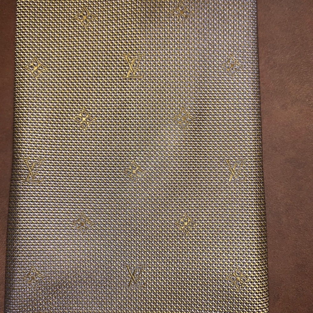 Men’s Louis Vuitton Gold Colored Tie